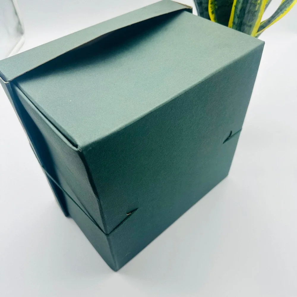 Mayfair Millinery Vintage Style Forest Green Hat Box Storage Vermont